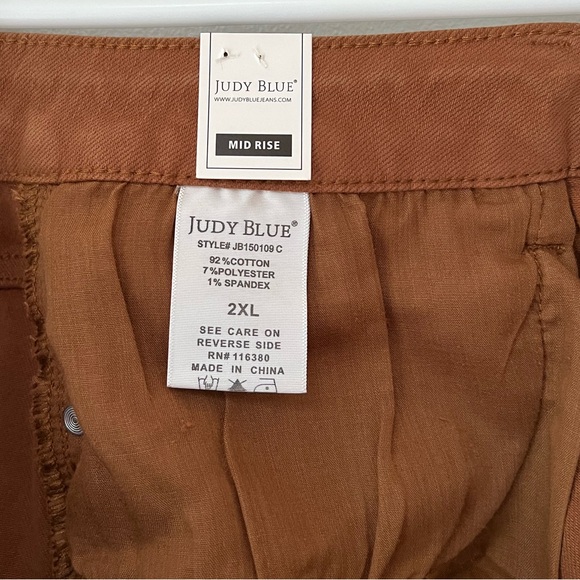 NWT Judy Blue Mid-Rise Cut Off Frayed Brown Shorts - Picture 9 of 10